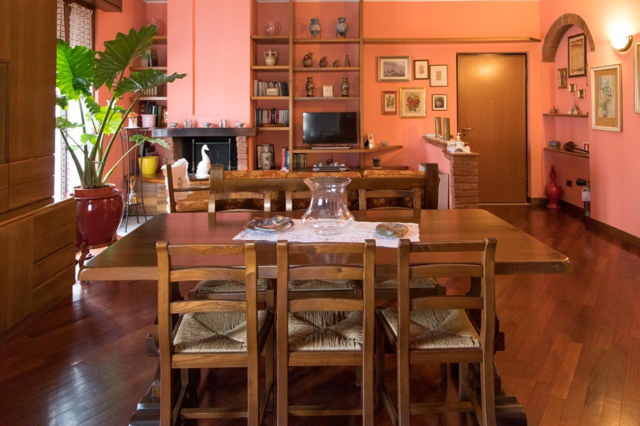 A Casa Di Anna, Elegant Flat In Cremona Lägenhet Exteriör bild